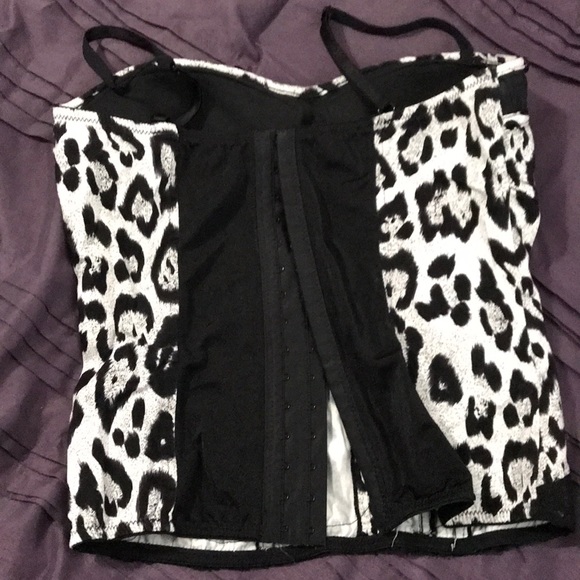 Leopard print corset - Picture 2 of 2